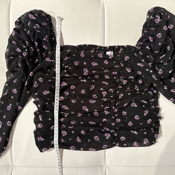 H&M Medium Top - Picture 6 of 8